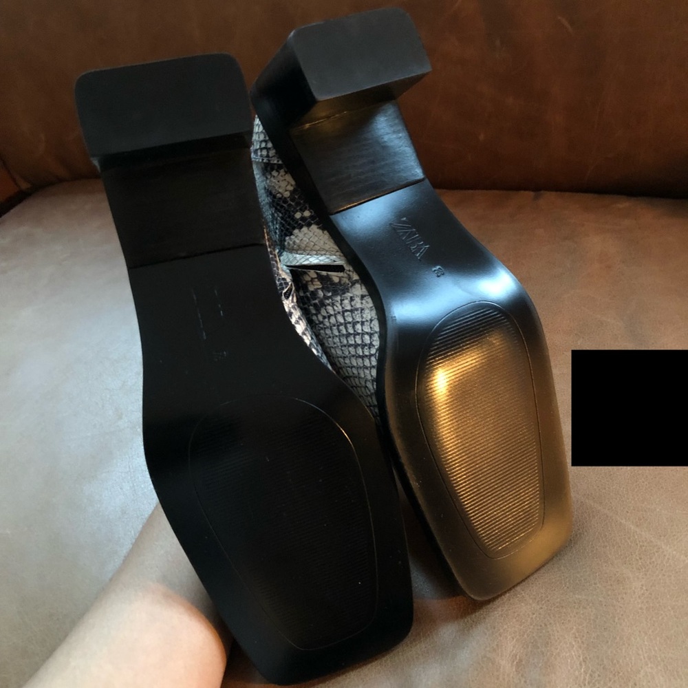 Soldout Zara Snakeskin leather square heel boots - Picture 6 of 8